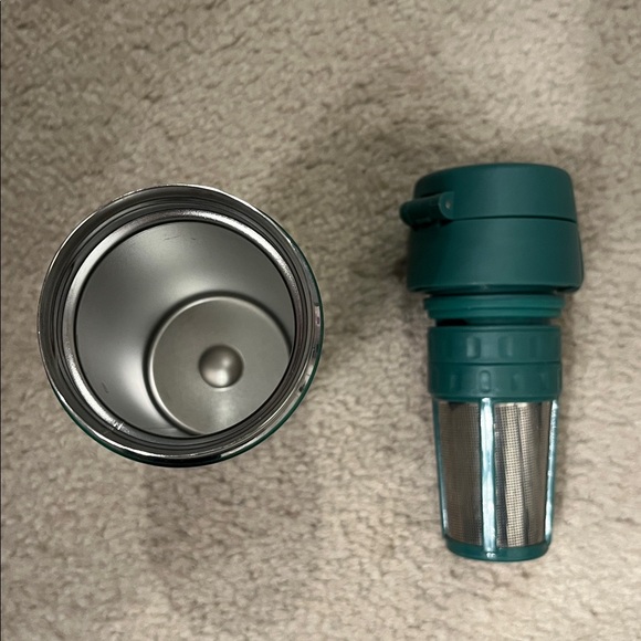 David’s tea bottle - Picture 4 of 5